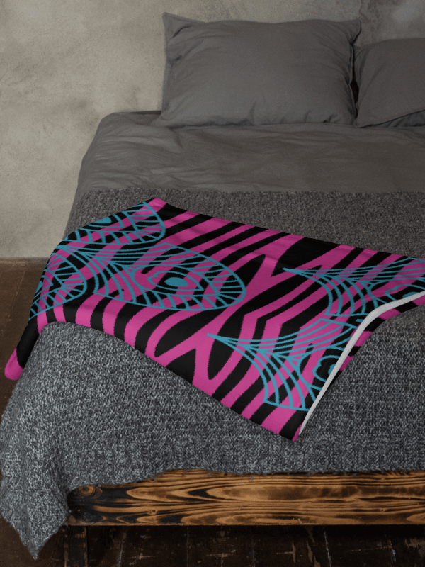 Pink Peacock Feathers Paradise Throw Blanket product image (11)