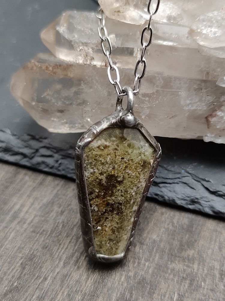 Sorcery Talisman - Green Garnet Coffin product image (5)