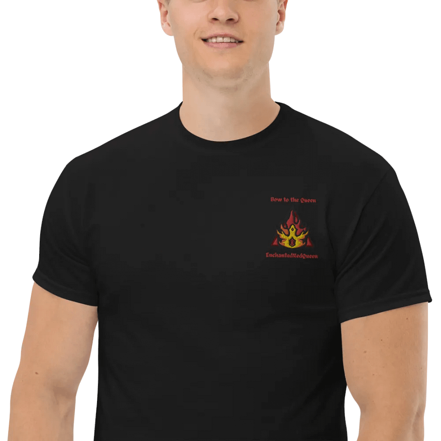 Bow to the Queen Shirt product image (17)