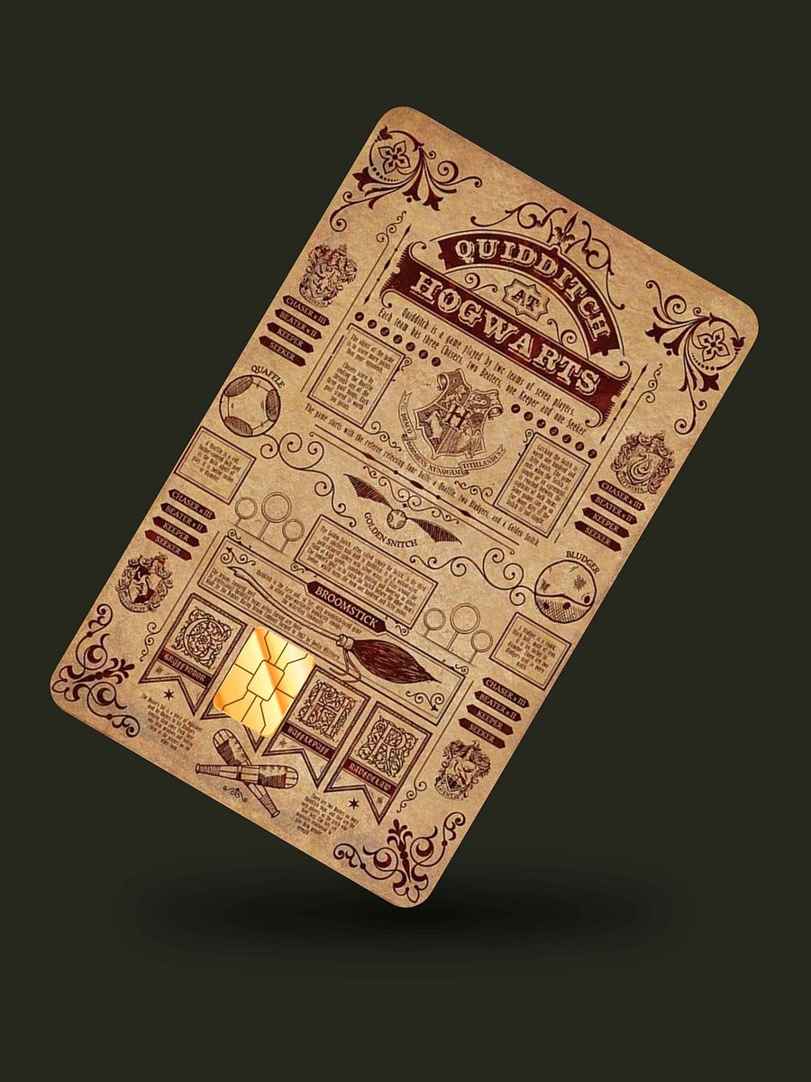 Quidditch at Hogwarts (Holographic) product image (1)