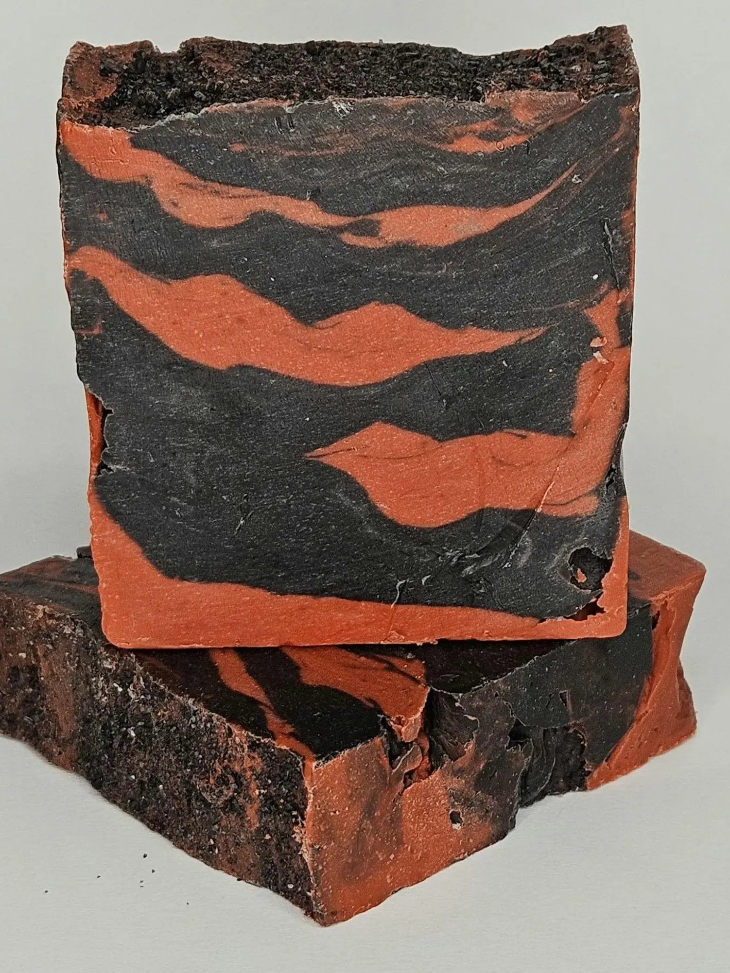 Dagaron Blud – Handmade Patchouli Soap with Orange, Cedarwood & Vanilla product image (2)