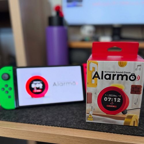 I finally got one, I hope it never wakes me up

#nintendo #alarmo #nintendoalarmo #zelda #mario #pikmin