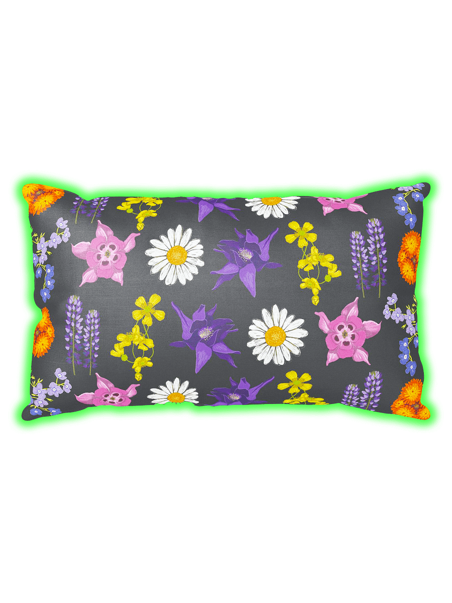 Midsommar Lover's Pillow product image (1)