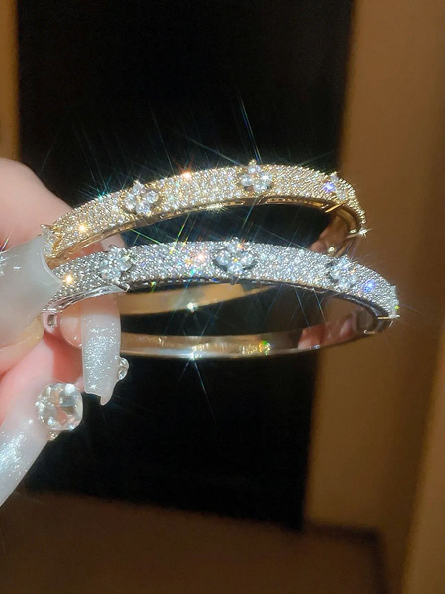 The Lustre Bloom Bracelet product image (8)