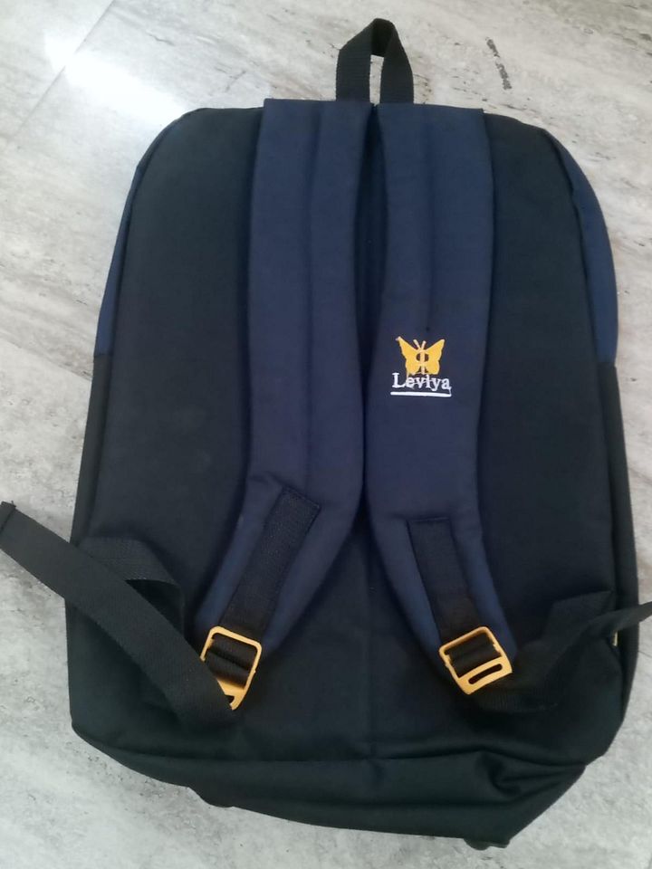 school bag product image (2)