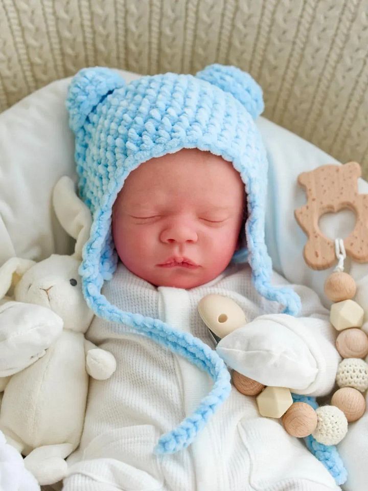 Crochet Pattern: Baby Hat (with Bear Ears) product image (1)