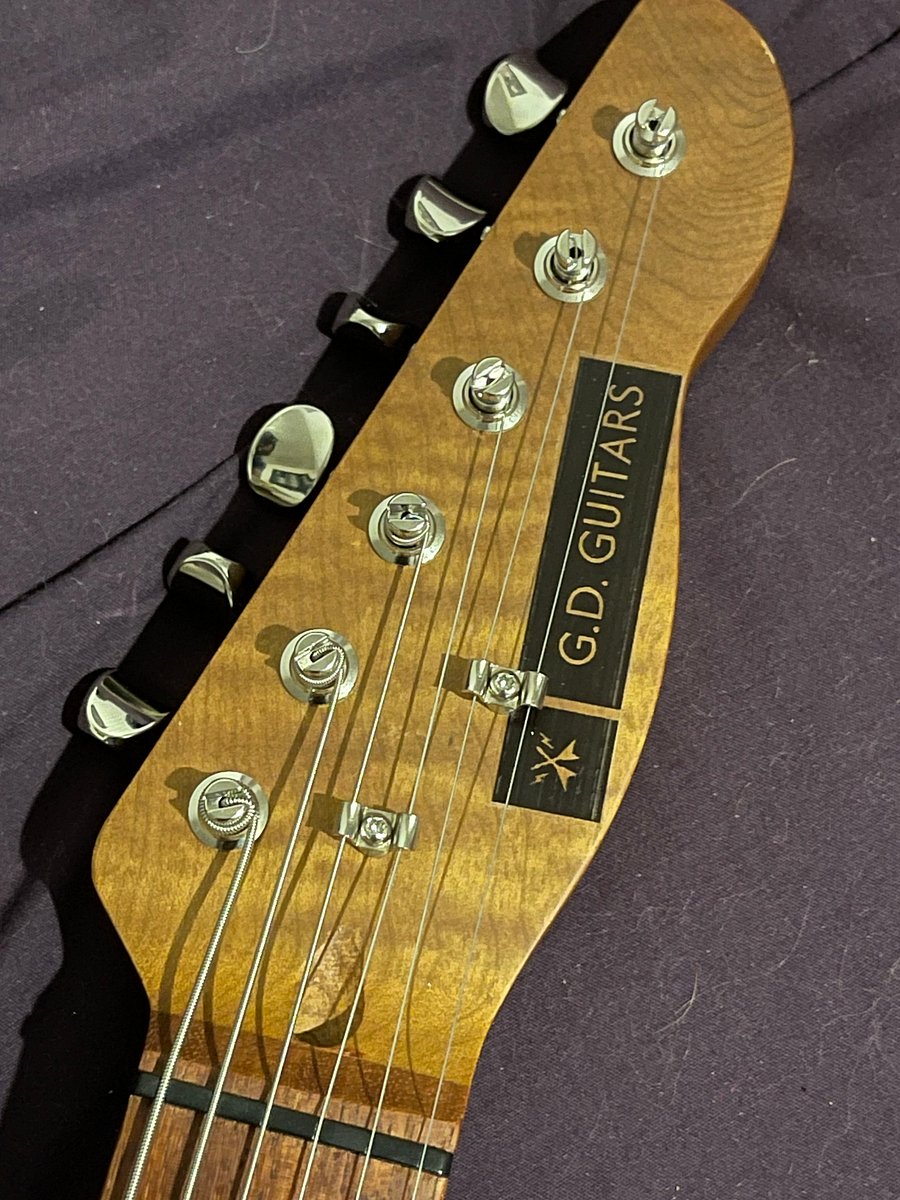 GD Guitars Super T Tele Style 2025 - Green Burst - GD Pickups Custom Alnico 3 Tele Set - Case Included product image (3)