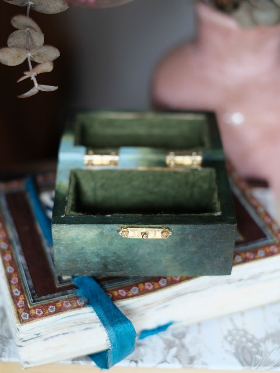 Daydreaming Cottage Jewelry Box product image (4)
