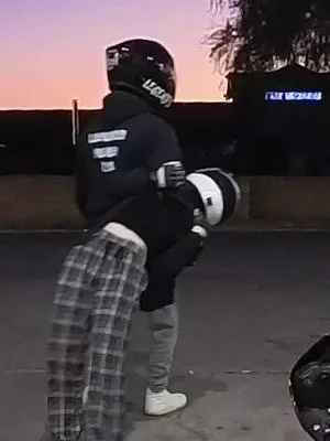 He wanted my spot light 🤣🙄 @madison.dy  • • • ••• Code: Revzz  10% OFF - Cardo & Amotopart  15% OFF - NBT (armored clothes) 5% OFF - Motoloot (keychains/helmet covers) ••• • • • • • #sportbikelife #sportbike #couplegoals #motorcycle #funnybiker