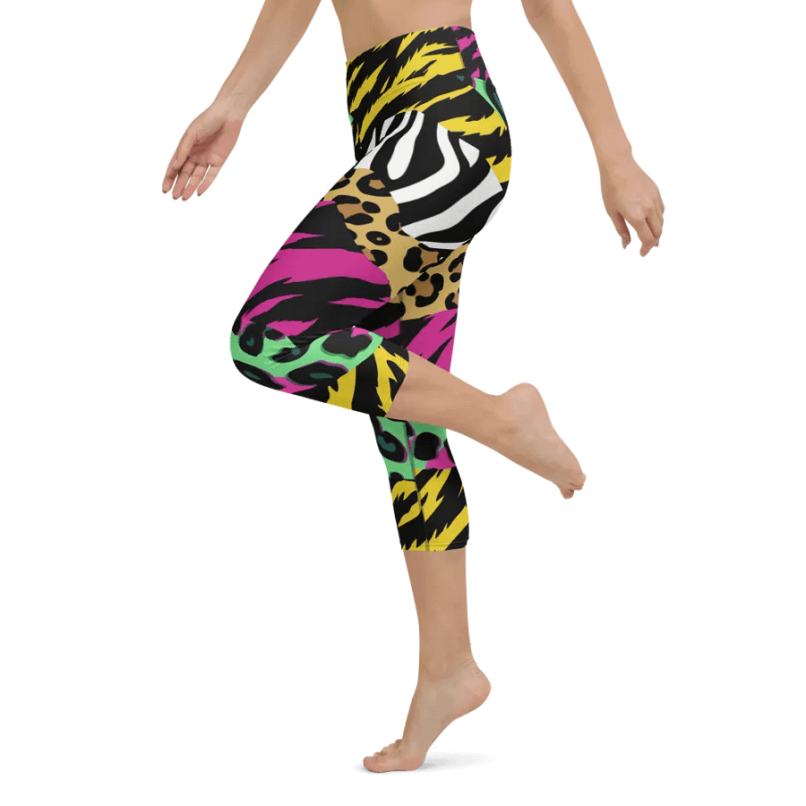 Wild Fusion Yoga Capri Leggings product image (4)