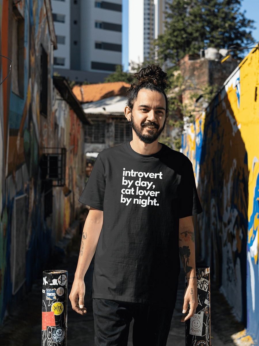 Introvert Cat T-shirt product image (2)