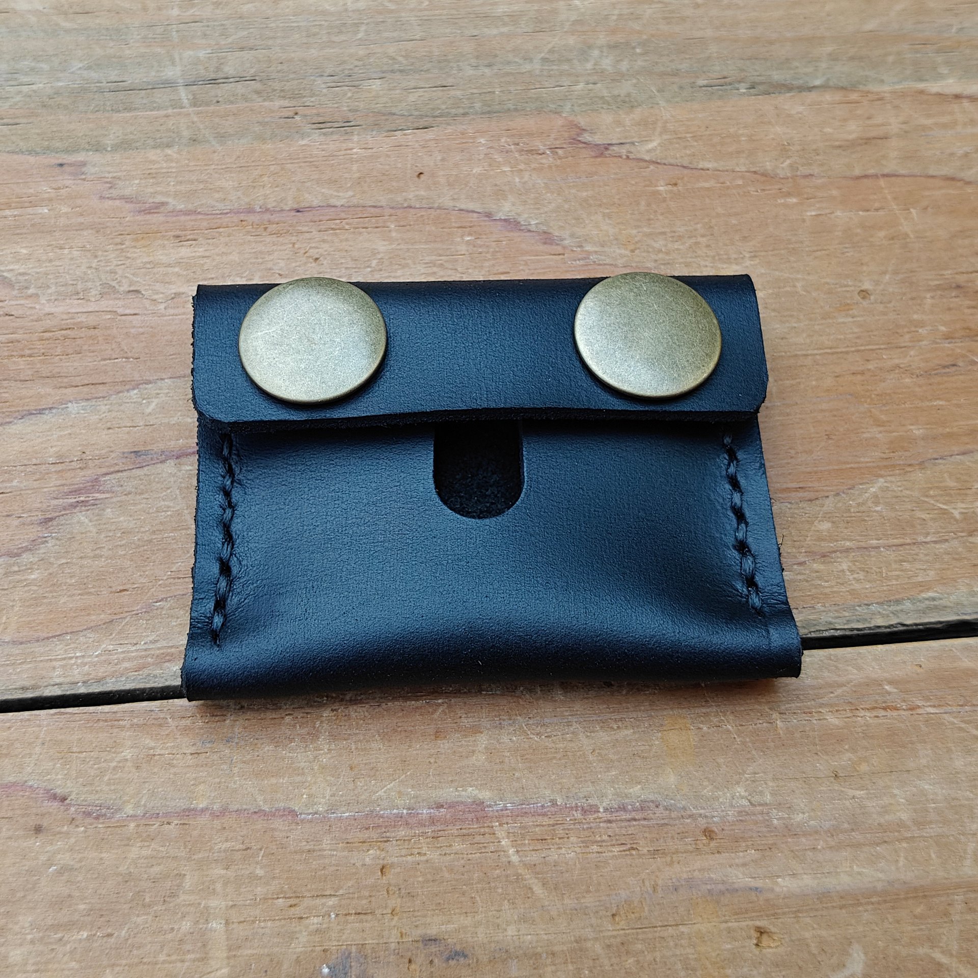 MEEBOY Handmade Leather Safety Razor Travel Cover, Double Edge Razor Head Protective Sheath For men Fits Most Safety Razors product image (4)