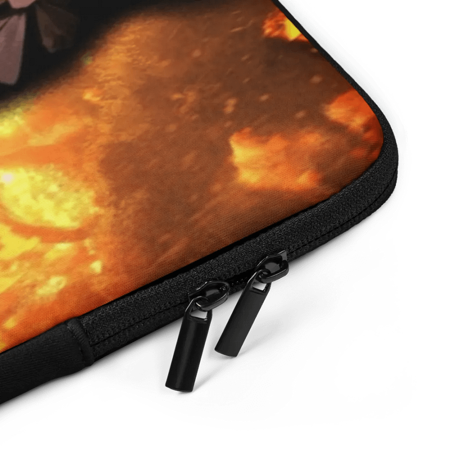 CrimsonLaptopSleeve product image (4)