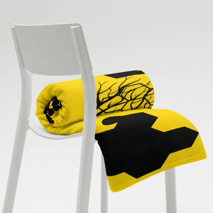 Nexus Tree Blanket! product image (8)