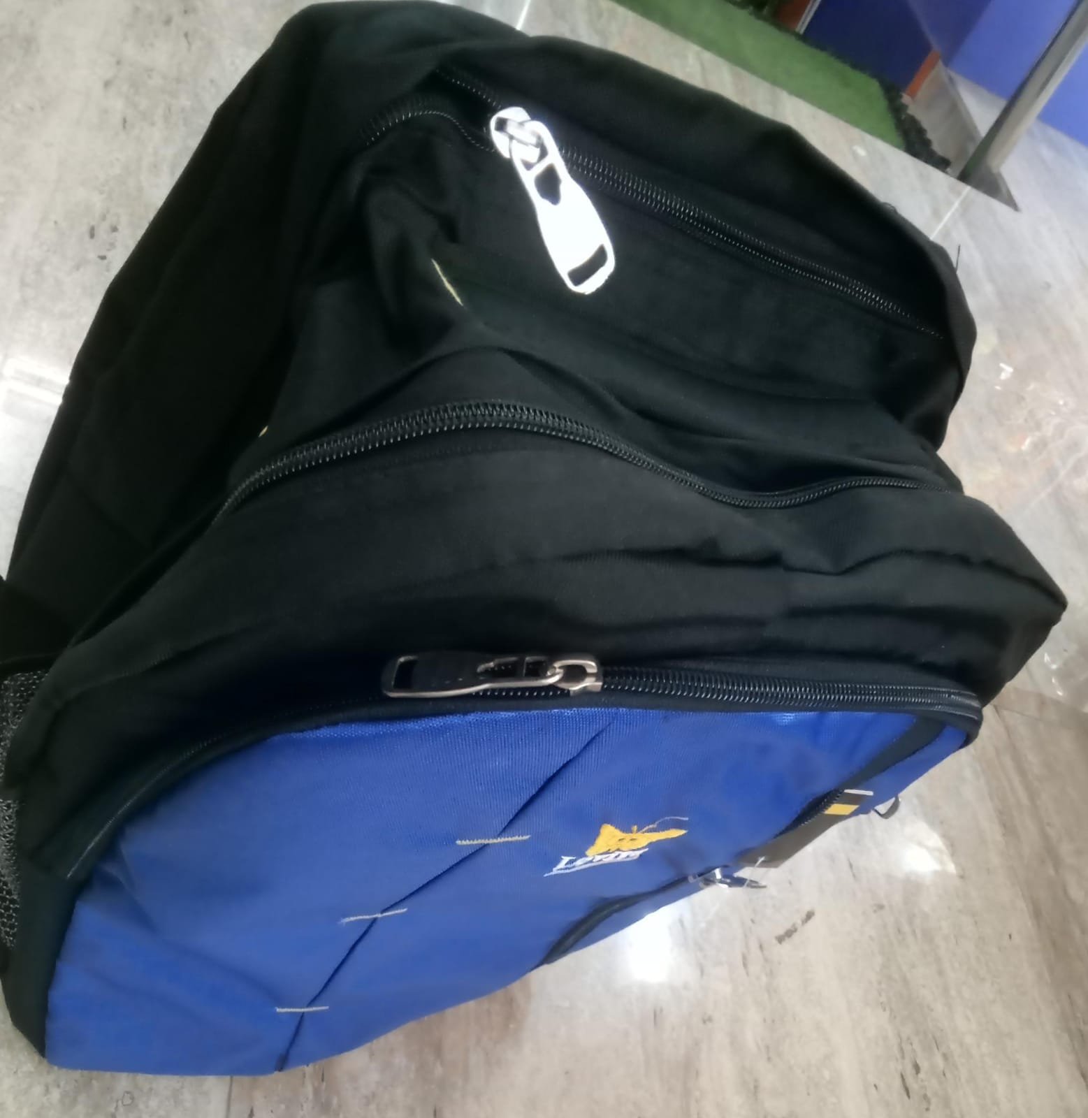 school bag product image (3)