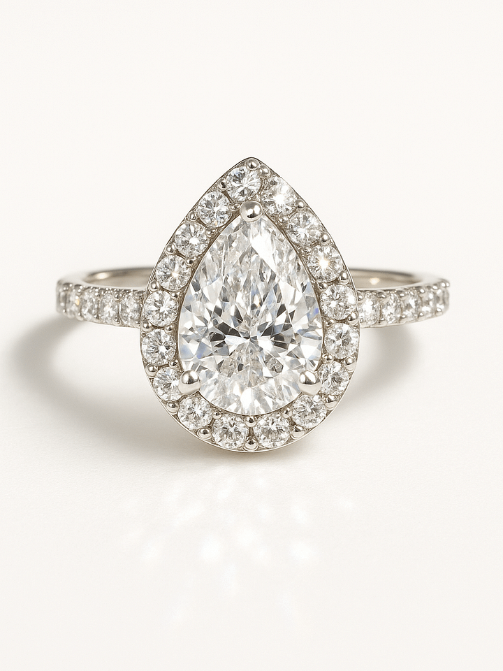 The Selene Ring product image (1)