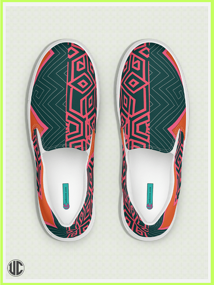 UnkoCon – Desert Maze Women’s Slip-On Shoes product image (1)