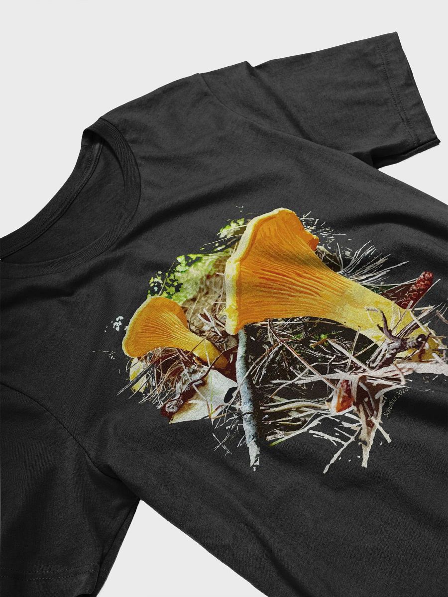 Chanterelles Dark t-shirt product image (6)
