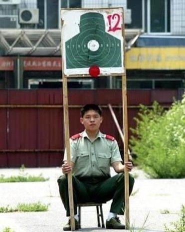 You think you have a shitty job let’s see your comments on this #shittyjobs