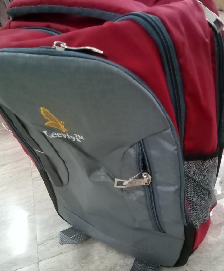 school bag product image (2)