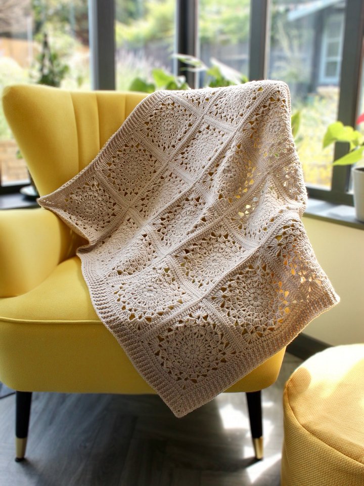 Lace Crochet Squares Blanket Pattern eBook product image (1)