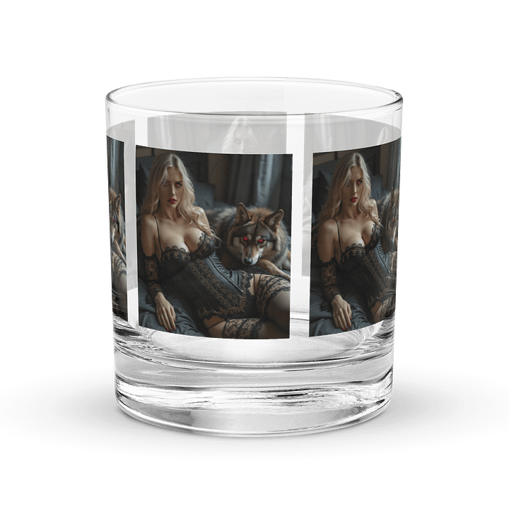 She-Wolf Rocks Glass product image (2)