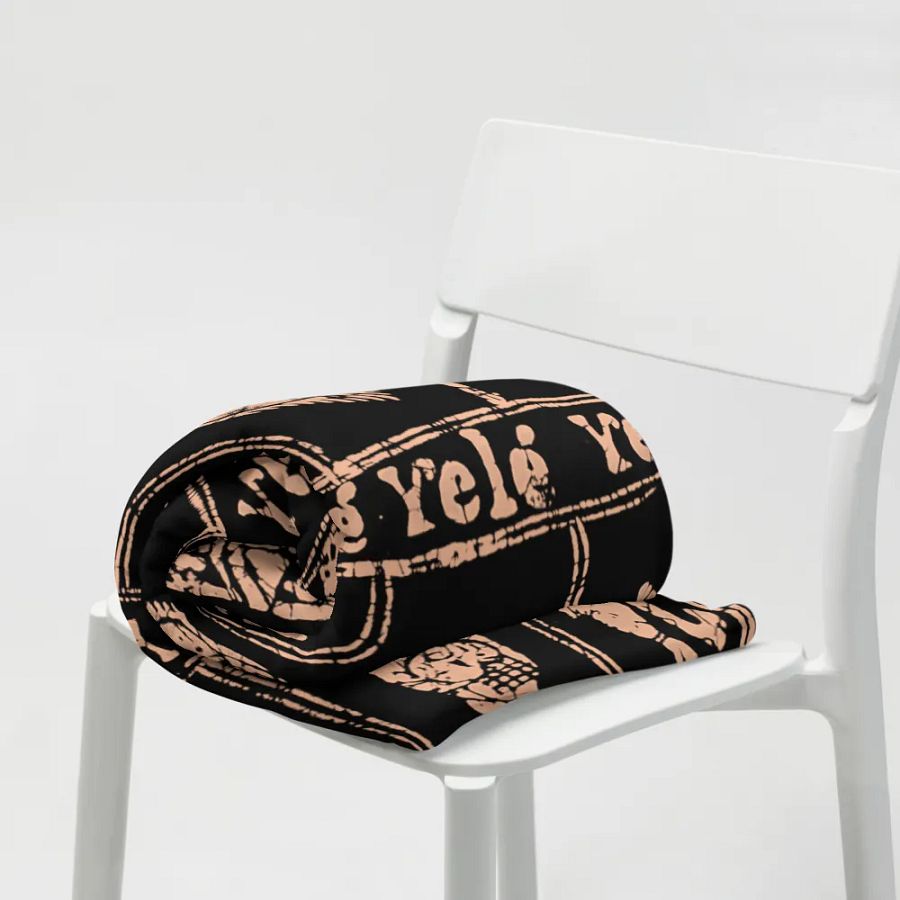 I am Royalty African Print Decorative throw product image (19)