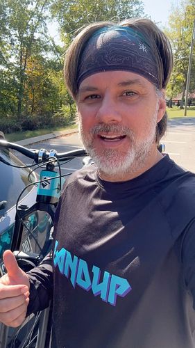 It’s been about a month since hitting some jump lines, not sure how it’s going to go but I know the @ari.bikes Timp Peak is g...