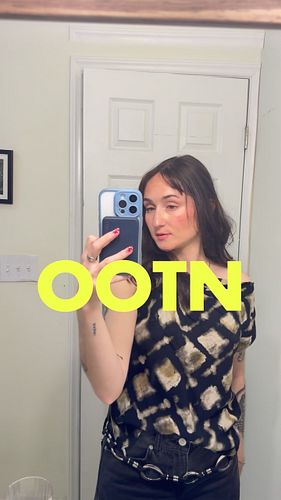 Something a smidge different from my normal content but thought I’d switch it up. OOTN for V Day. Enjoy ✌️
….
#ootnfashion #c...