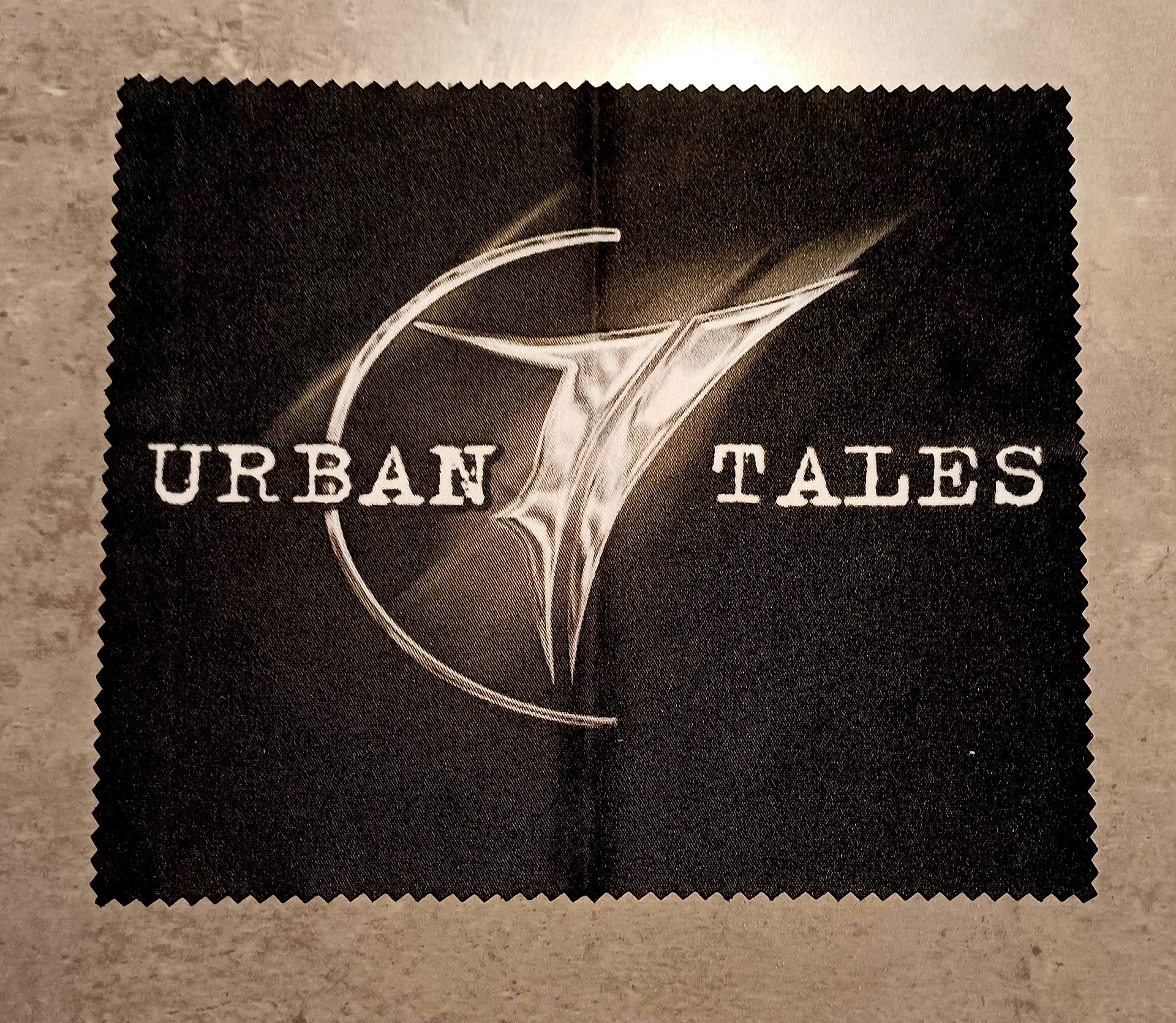 URBAN TALES CLEANING CLOTH product image (2)
