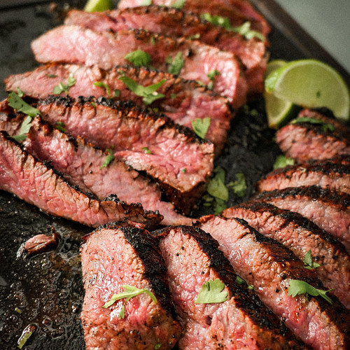 𝗧𝗘𝗤𝗨𝗜𝗟𝗔 𝗟𝗜𝗠𝗘 𝗧𝗥𝗜 𝗧𝗜𝗣
Add some flavor to that tri tip other than your normal rub and smoke. Tri tips hold up to a marinade so ...