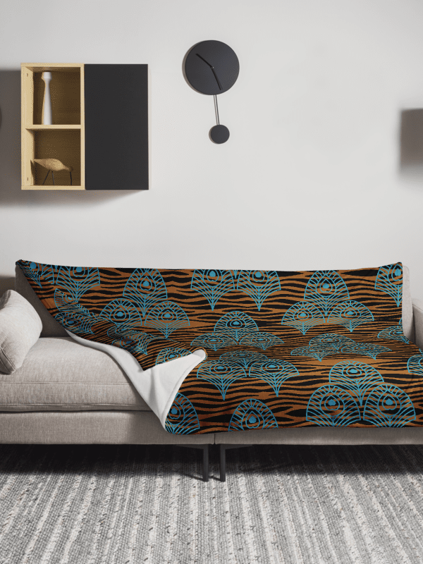 Brown Peacock Feathers Paradise Throw Blanket product image (2)
