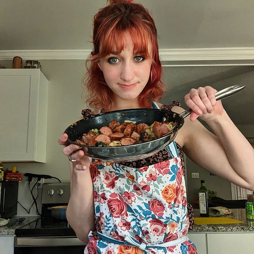 Cooking with Trixx!! 

Saw some kielbasa and zucchini on sale so I made some mash for a chilly fall day.

Step 1: put on a cu...