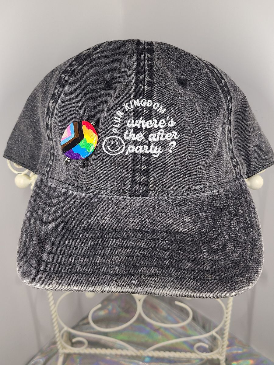 Non-binary pride bottle cap pin product image (4)