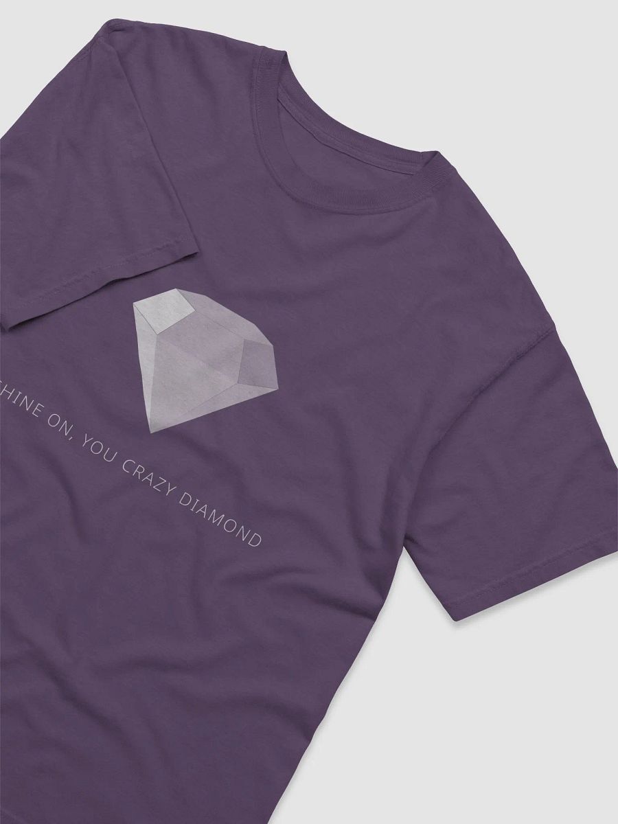 Diamond Lines Comfort Tee product image (3)