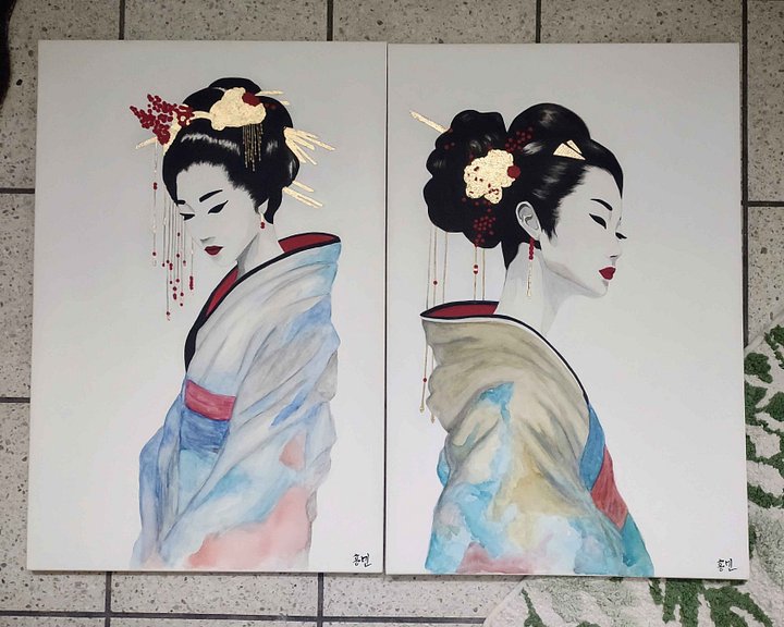 Watercolor Geishas w/ Gold Flakes product image (1)