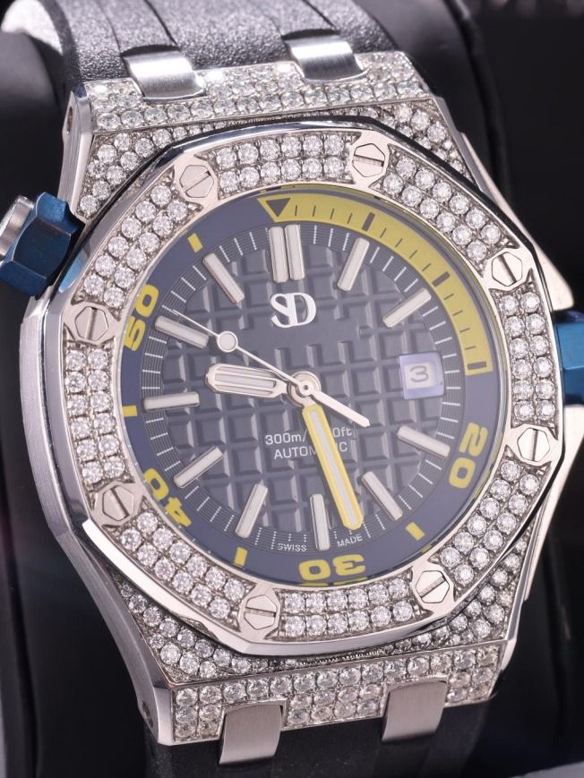SD VVS Diamond Moissanite Fully Iced Out Watch product image (1)