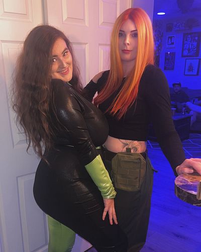 Best friends who don’t coordinate halloween costumes together, stay together 💅🏼 great taste bestie @krystalynluning