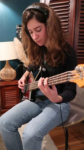 Team Member Alice Atkins - Cupid's Dead. @atkinsbass 
#bassplayersunited #extreme #bassguitar #bass #bass #bassist