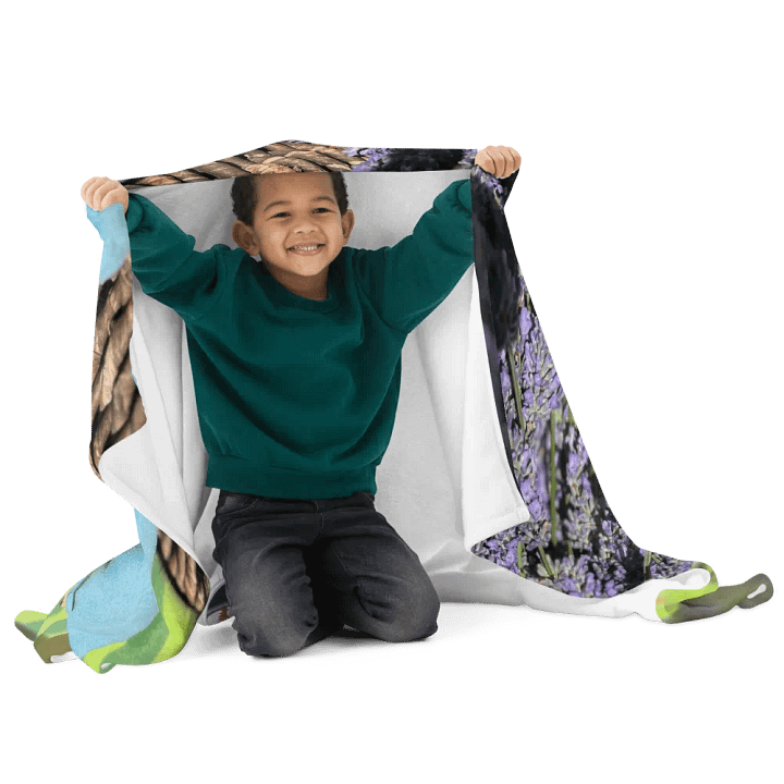 Chili Beans n Chicken Plush Throw Blanket product image (2)