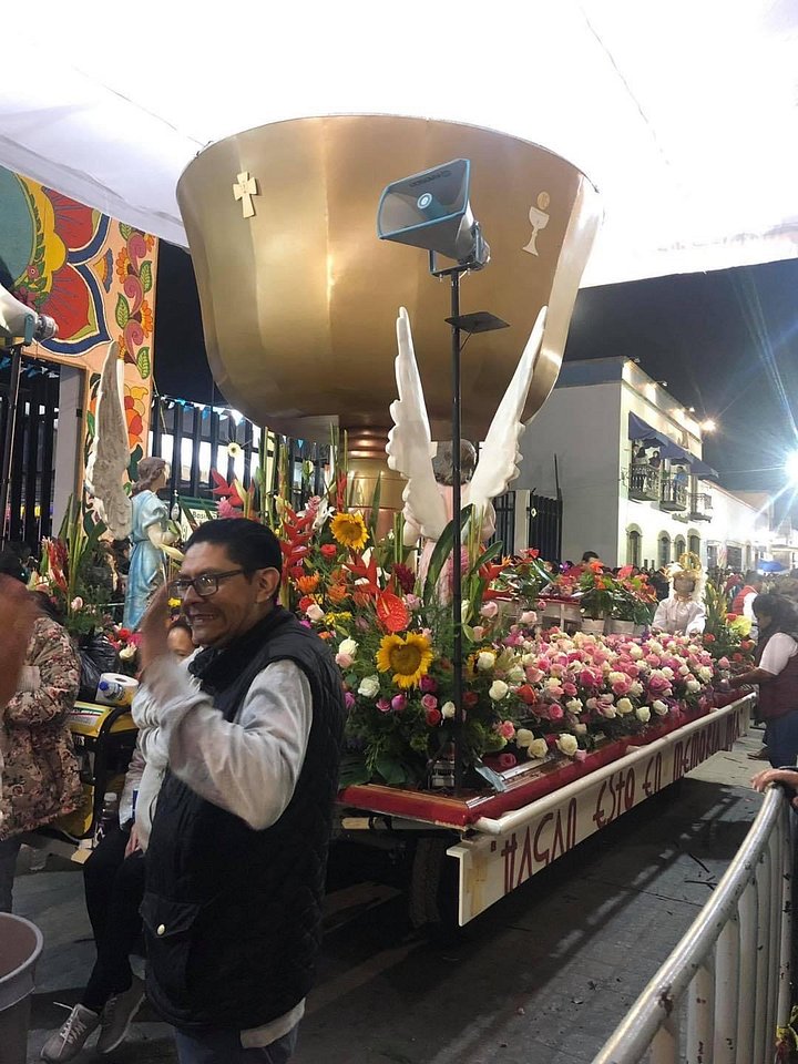Tour a la noche que nadie duerme - Huamantla 14 de Agosto 2025 product image (2)
