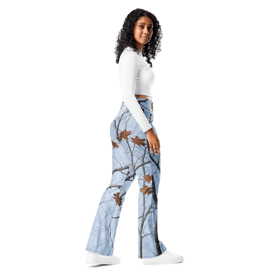 Satellite Society Carolina Blue Sky Flare Leggings product image (7)