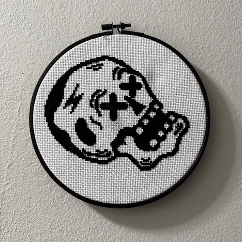 Posting the still pics of the custom cross stitch I completed for @death_by_stickers last month! I enjoyed this project a lot...