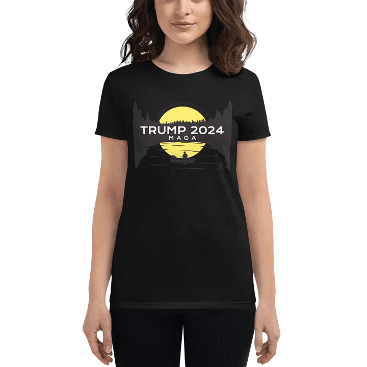 Trump 2024 Fishing Sunset Women's T-Shirt product image (1)