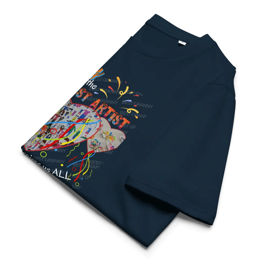 T shirt grandma depicting ‘Granny’s art is the best” you inspire us all. Perfect gift from grandchildren, product image (12)