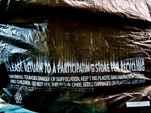 Ordered DoorDash, food came in this bag. I read it in Jens Kidman’s voice
