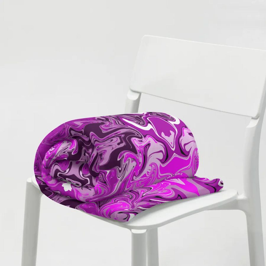 Pink Swirl Blanket product image (3)