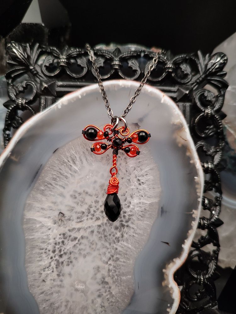 Dragonfly - Hallowed Small I product image (1)