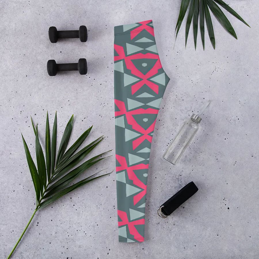 Symmetry Chic Leggings product image (2)