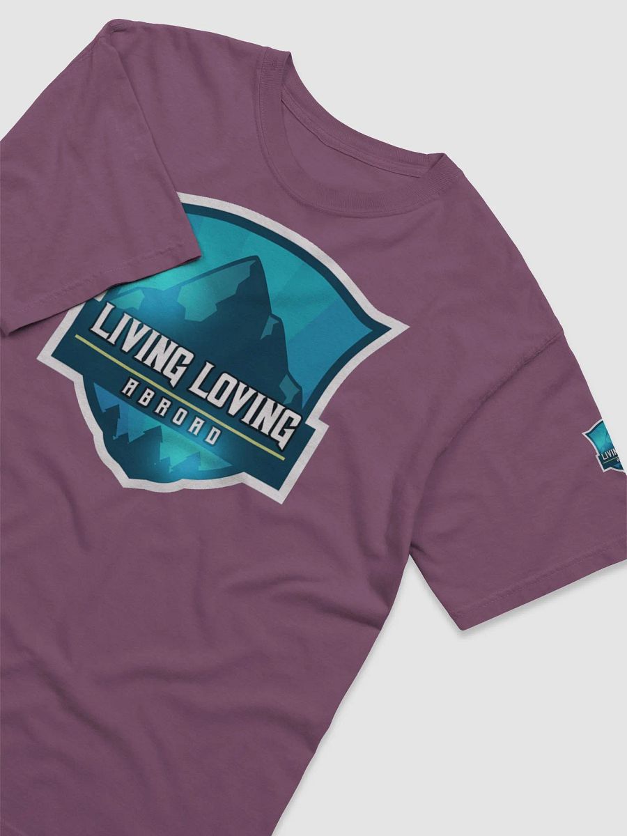 Living Loving Abroad T-Shirt product image (3)